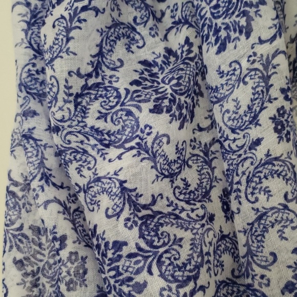 Infinity Loop Scarf - Picture 2 of 4